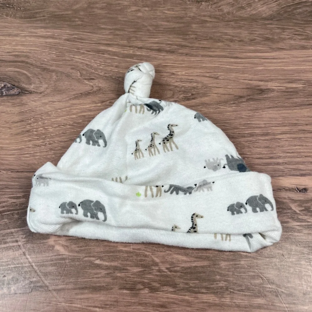 Target Gerber Baby Hats 0-6M Black White Grey Striped Elephant Top Knot 4 Pack
